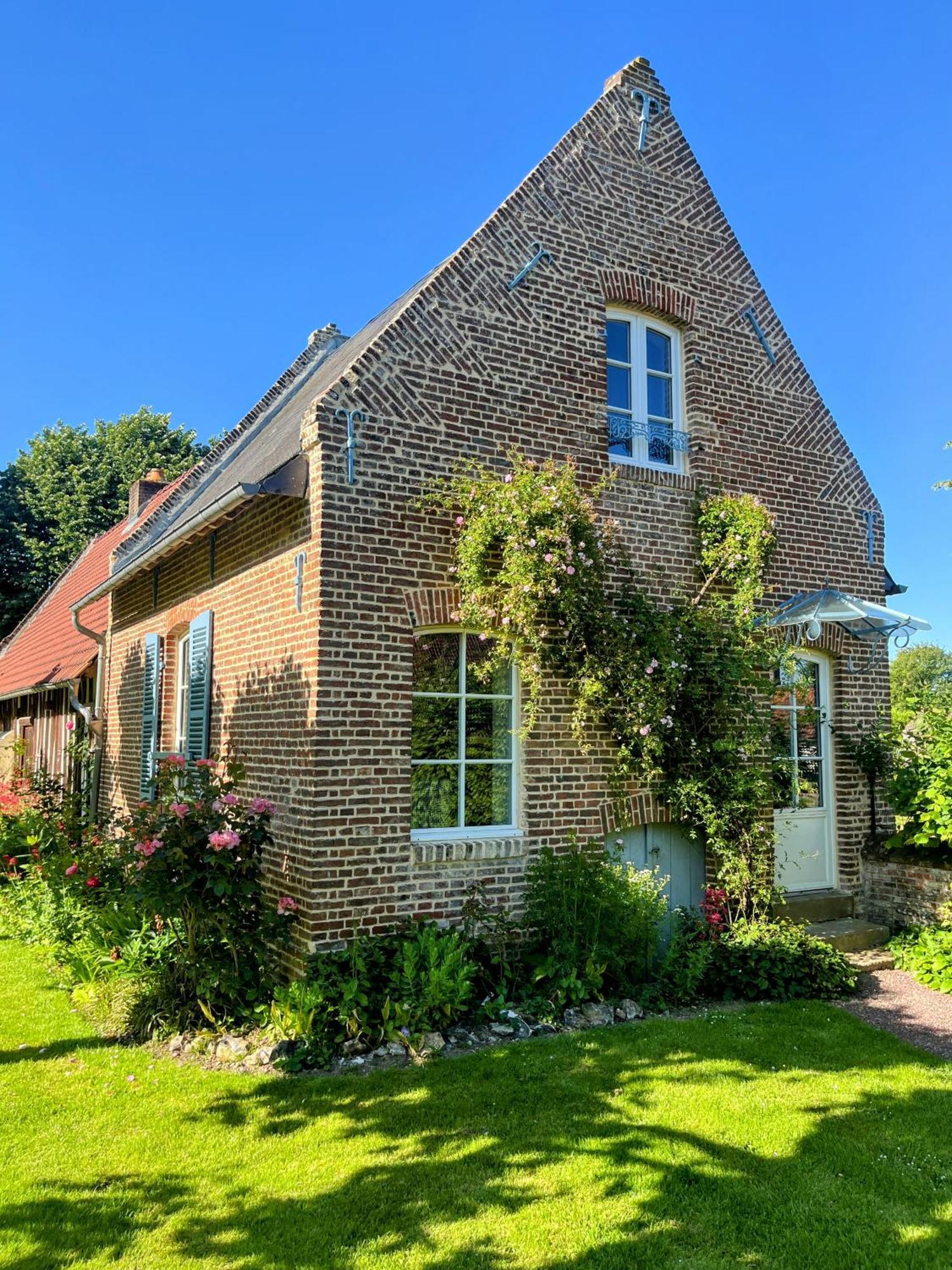 Chateau D'aigneville *